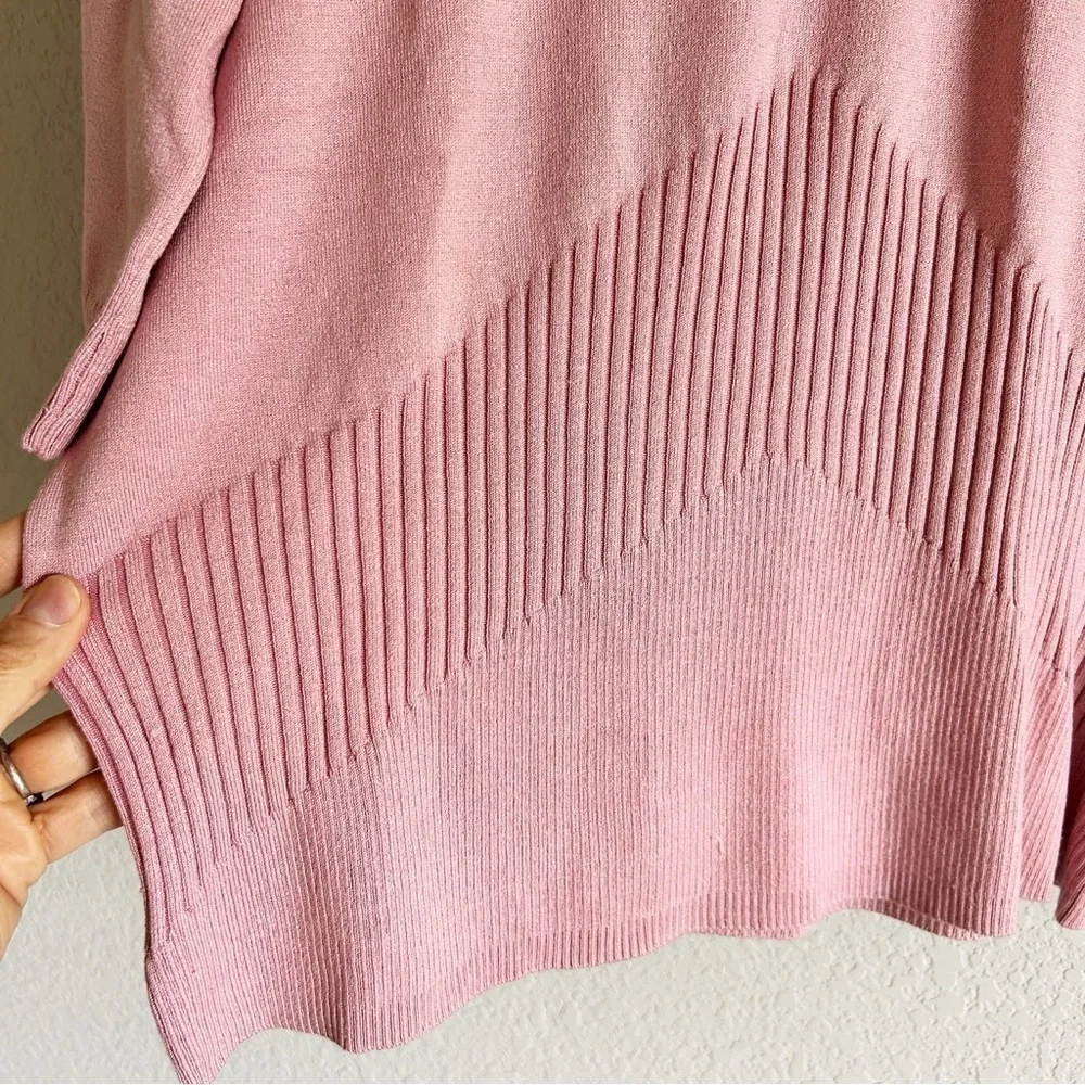 Nouveaux Silk Blend Turtleneck Short Sleeve Ribbed Pink Size L